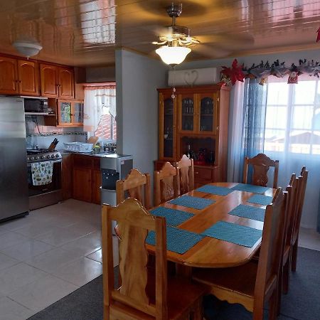 Villa Urania House Bocas del Toro Esterno foto