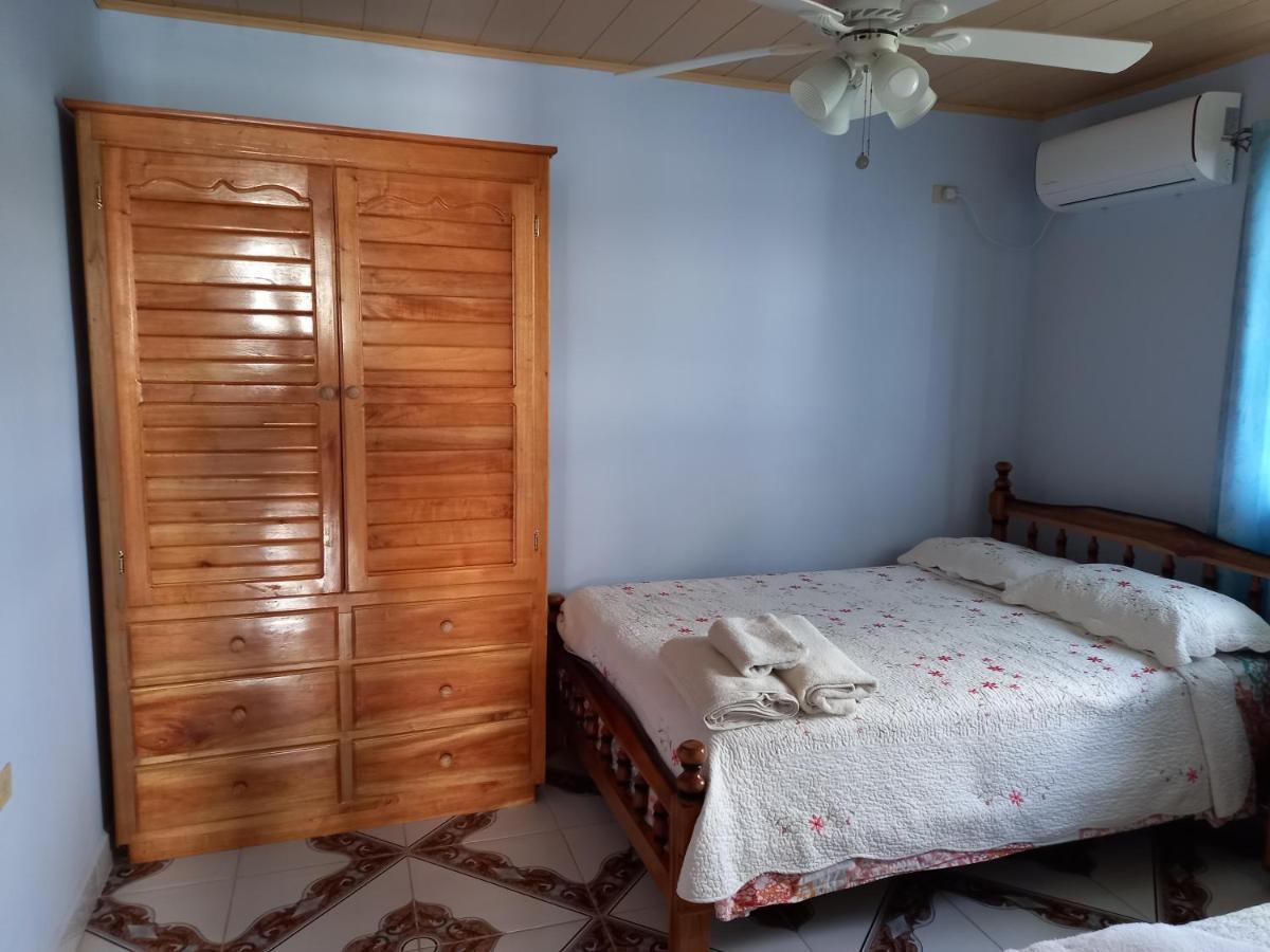 Villa Urania House Bocas del Toro Esterno foto